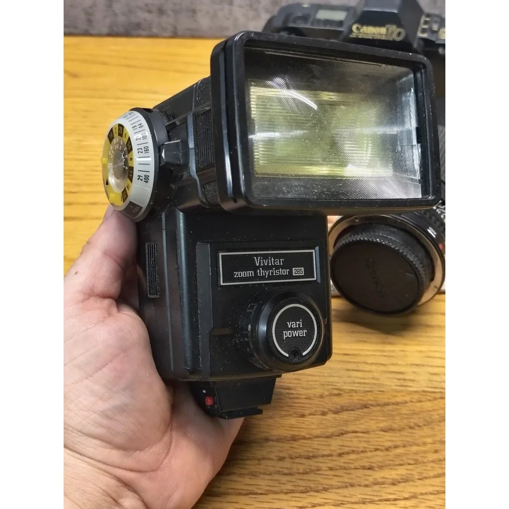 Canon‎ T70 35mm Camera With Canon Zoom Lens FD 50mm FOR PARTS UNTESTED
